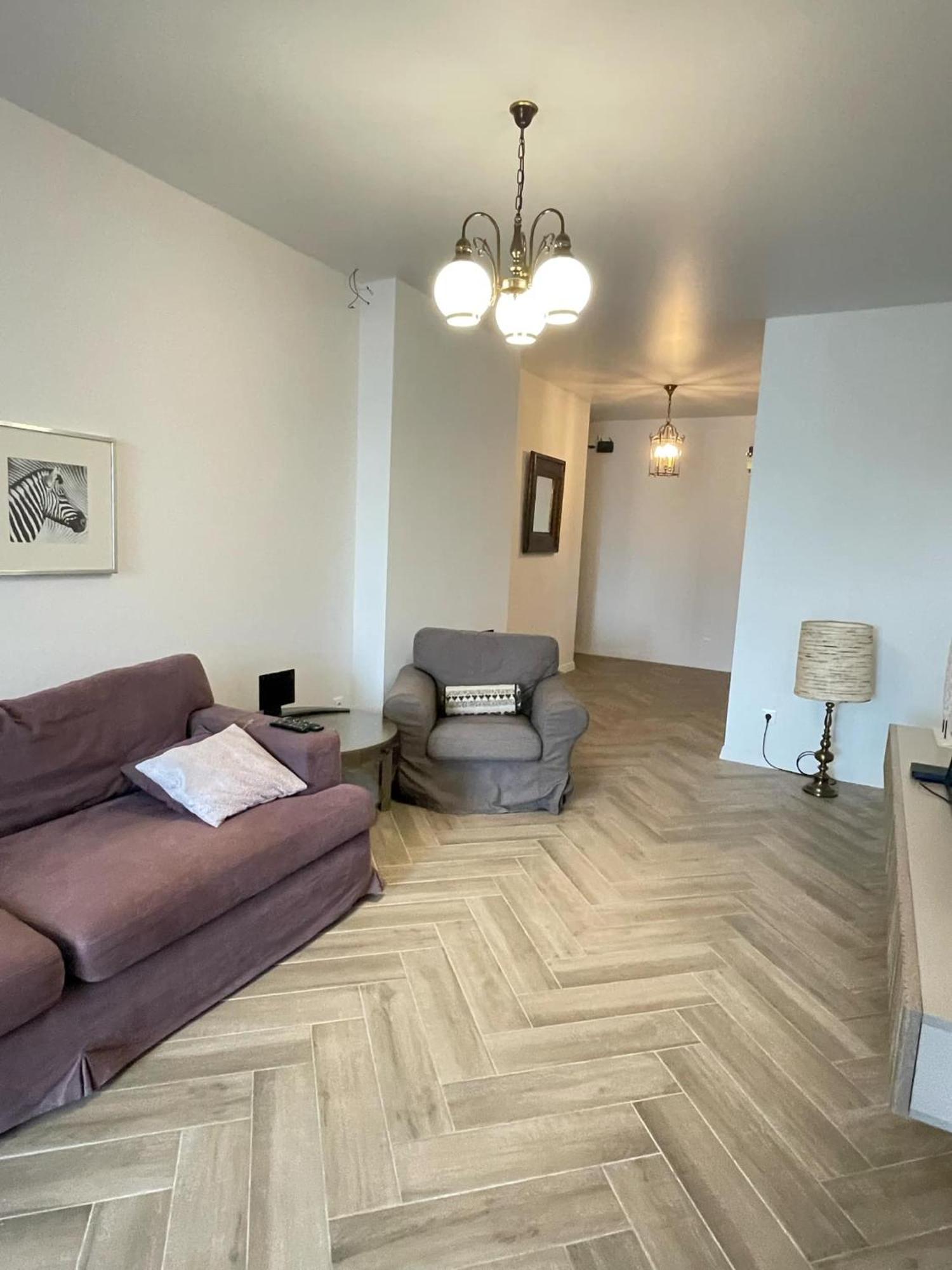 Tamuna'S Cozy Apartment Batumi Bagian luar foto